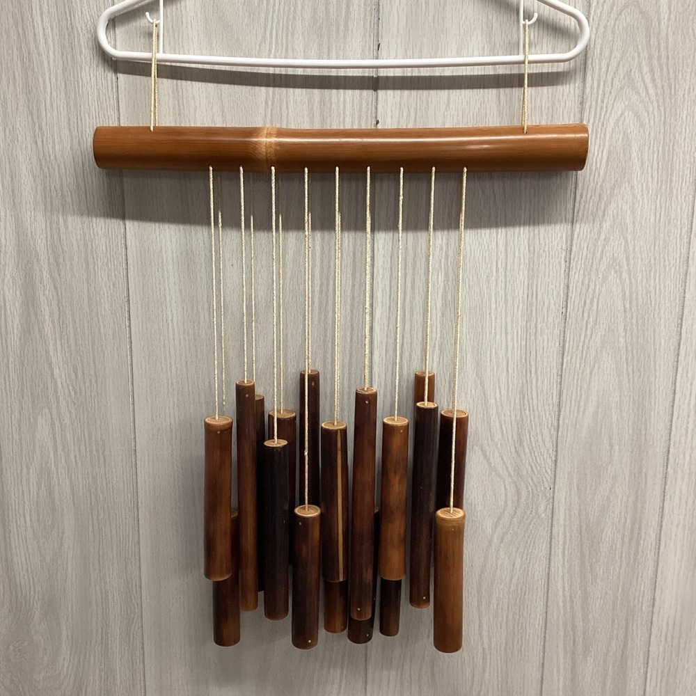 Bamboo Wind Chimes 16.5" Base w/ 18 Tubes from 5.5" to 8.75 Vintage